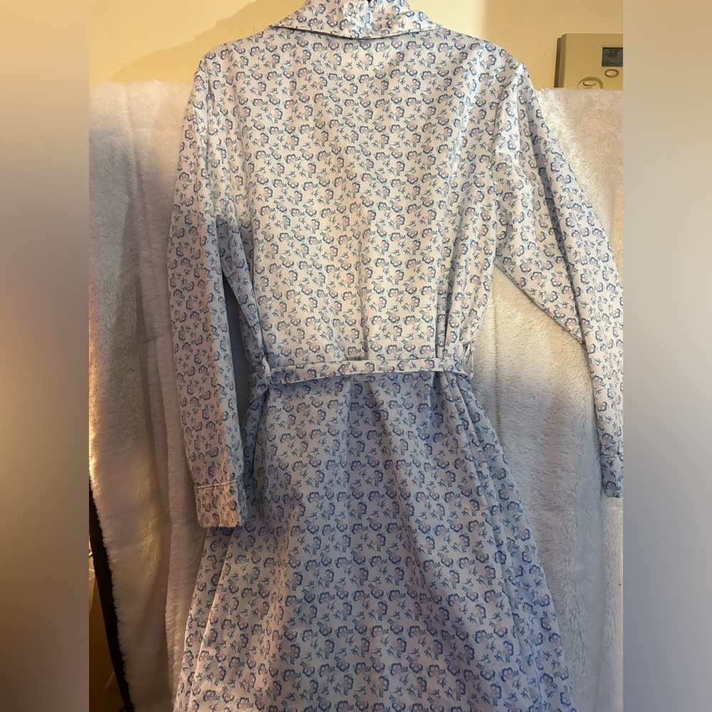 Women’s winter silk large robe 2 front pockets, a belt 78% polyester 22% cotton - Picture 11 of 13